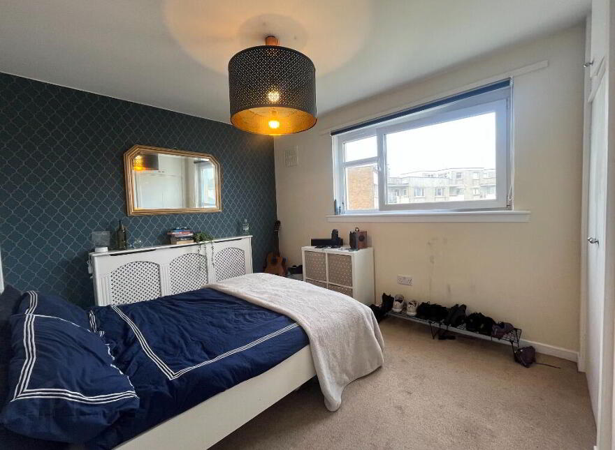 89 Falcon Court, Morningside, Edinburgh, EH10 4AG