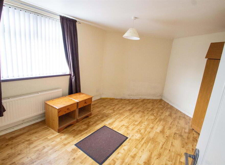30b Glassmullin Gardens, Andersonstown, Belfast, BT11 8NJ