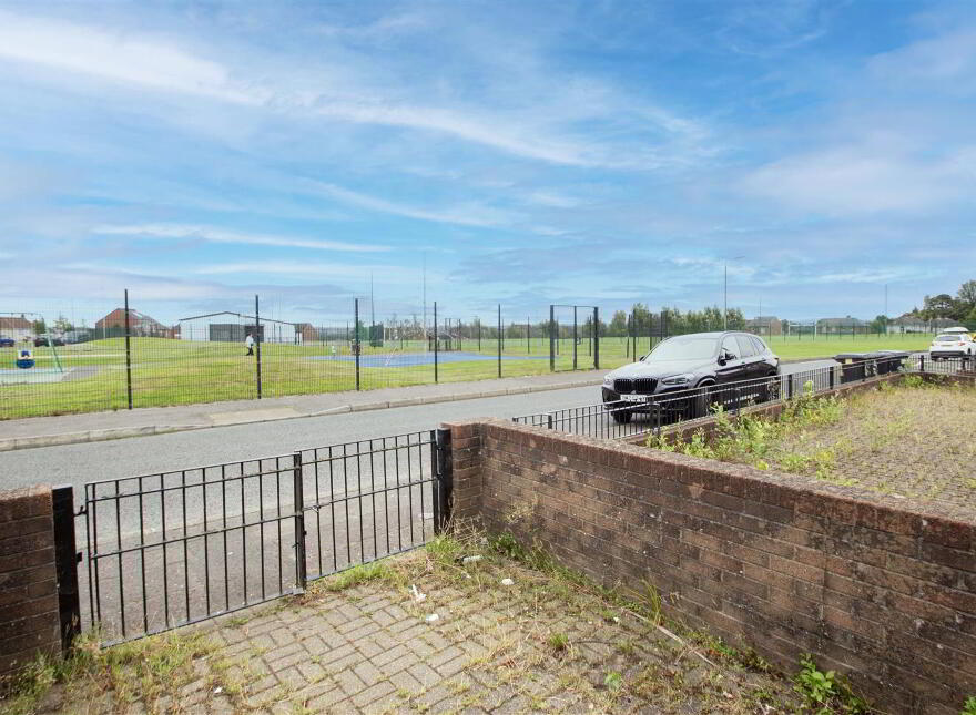 30b Glassmullin Gardens, Andersonstown, Belfast, BT11 8NJ