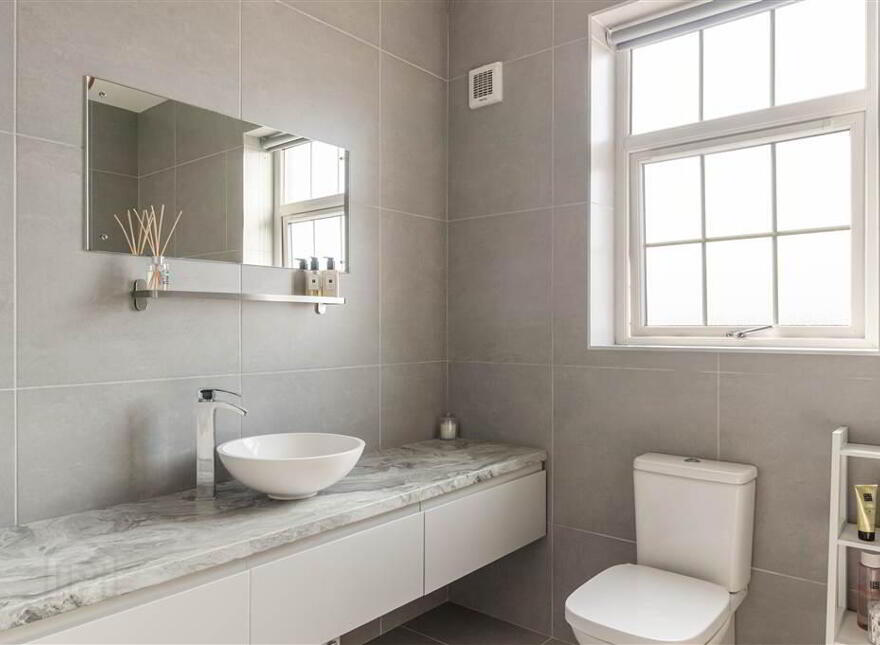 63 Portmore Hall, Ballydonaghy Road, Crumlin, BT29 4ZU