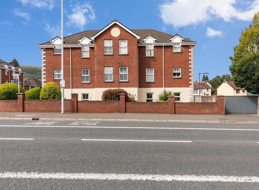 Apt 2 Doire Beag, 159 Andersonstown Road, Belfast, BT11 9EA photo