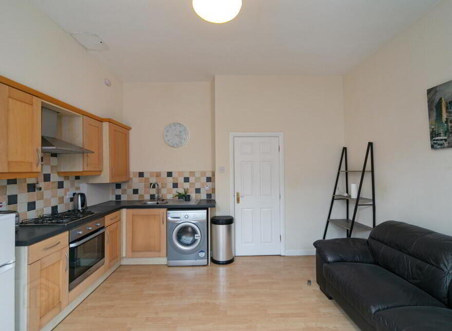Apt 1, 97 Eglantine Avenue, Belfast, BT9 6EX