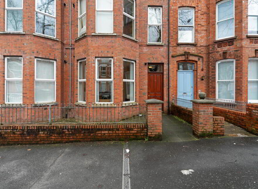 Apt 1, 97 Eglantine Avenue, Belfast, BT9 6EX