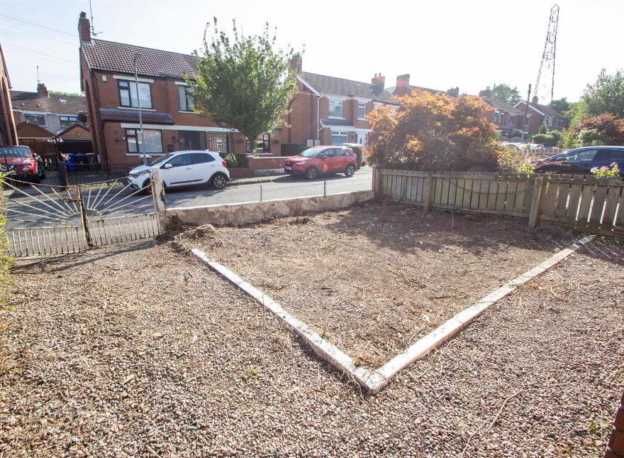 9 Ashton Avenue, Belfast, BT10 0JR