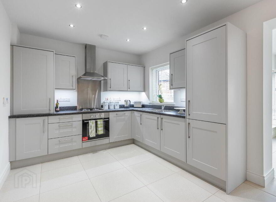 12 Millmount Village Green, Dundonald, Belfast, BT16 1AW