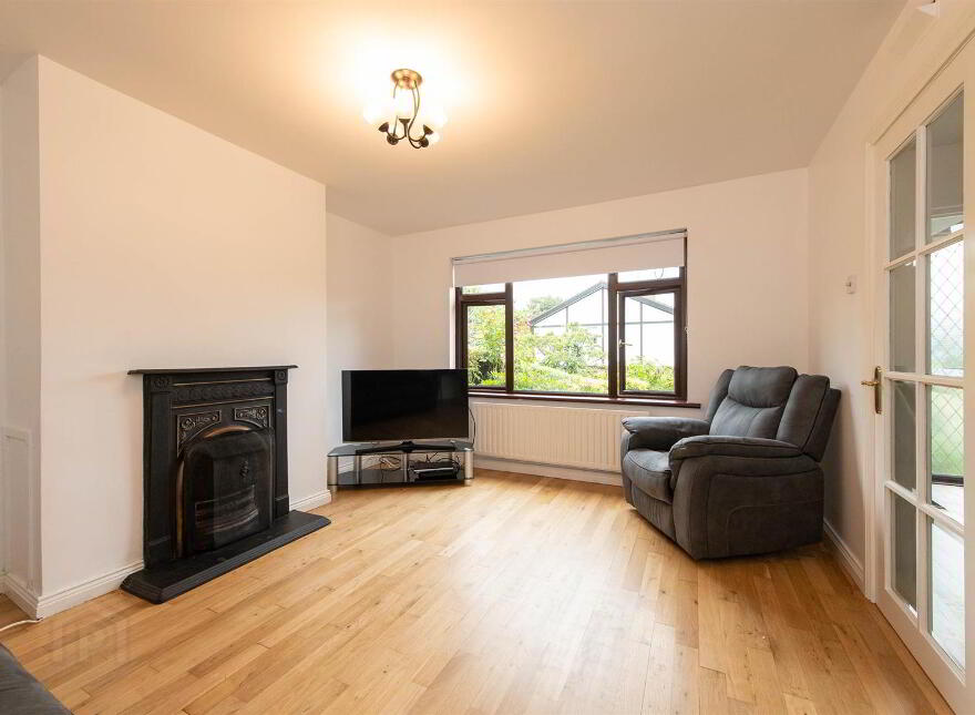 22 Tudor Mews, Newry, Warrenpoint, BT34 3TD