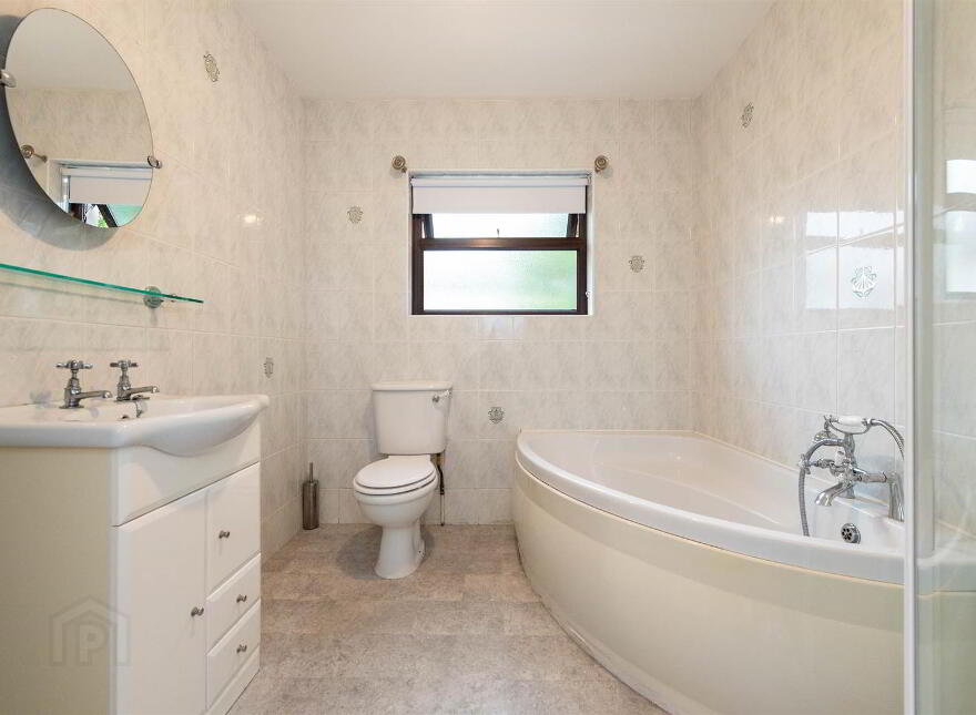 22 Tudor Mews, Newry, Warrenpoint, BT34 3TD