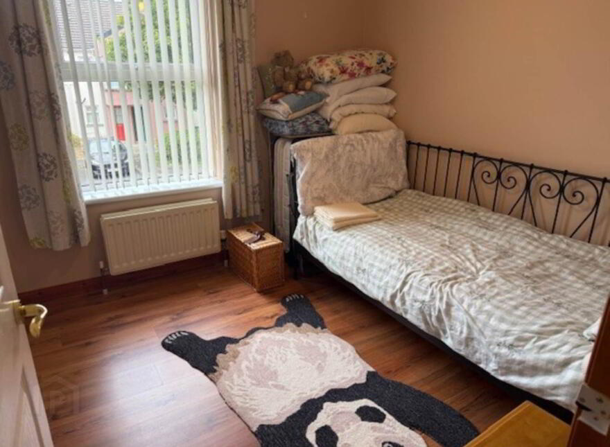 25 Castlerocklands, Carrickfergus, BT38 8FY