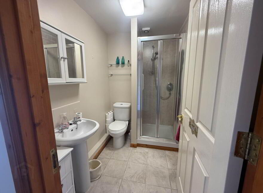 25 Castlerocklands, Carrickfergus, BT38 8FY