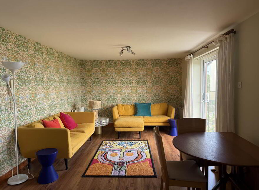 25 Castlerocklands, Carrickfergus, BT38 8FY