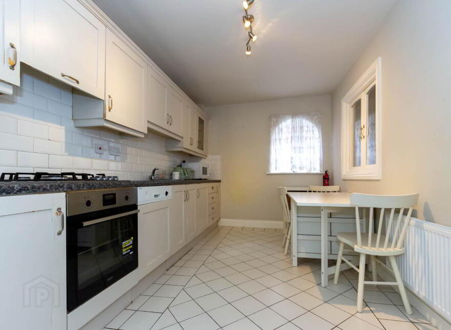 Apartment 25 Radcliff Hall, Saint John`s Road, Sandymount, Dublin, D04EV66
