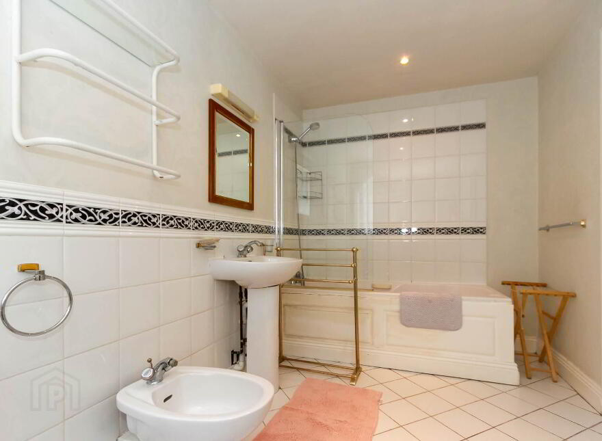 Apartment 25 Radcliff Hall, Saint John`s Road, Sandymount, Dublin, D04EV66