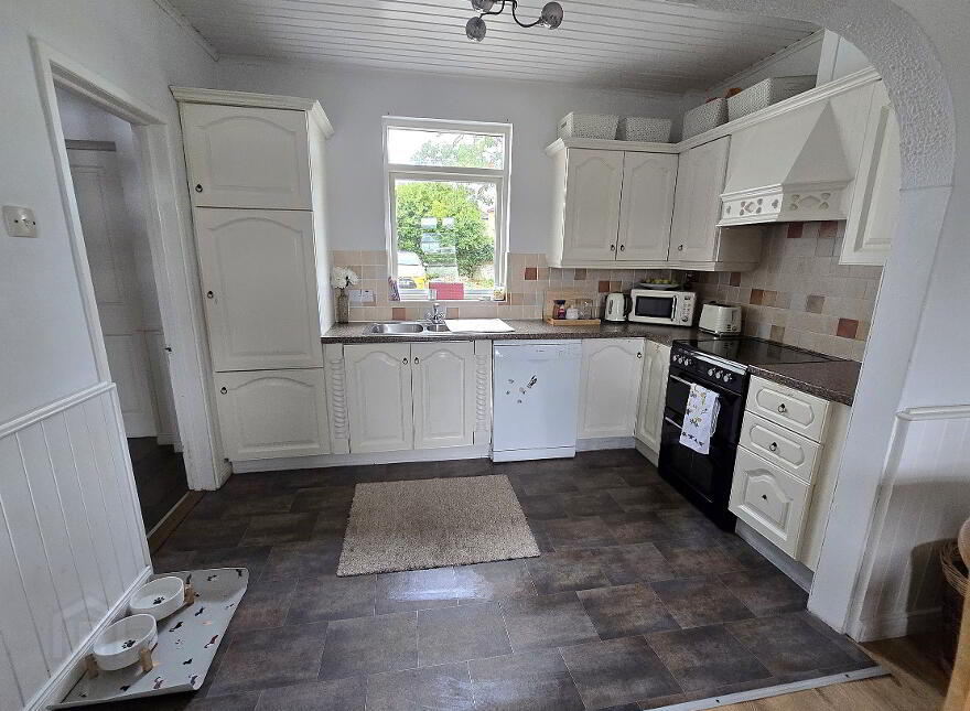 5 Castlecat Road, Bushmills, BT57 8QX
