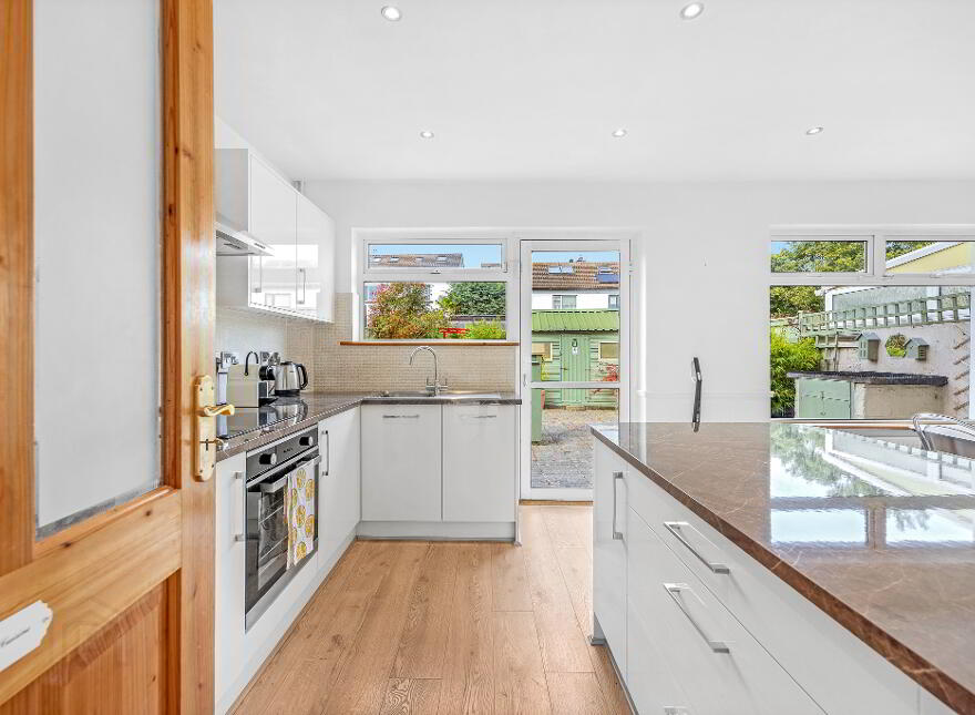 2 Shalloch Hill Grove, Skerries, K34TN84