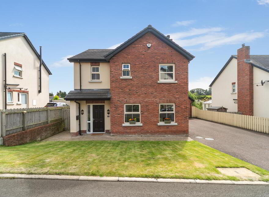 30 Drumlin View, Dromore, BT25 1TS photo