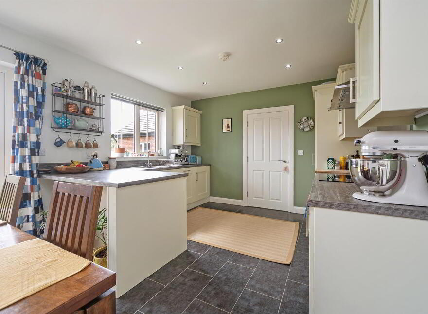 30 Drumlin View, Dromore, BT25 1TS