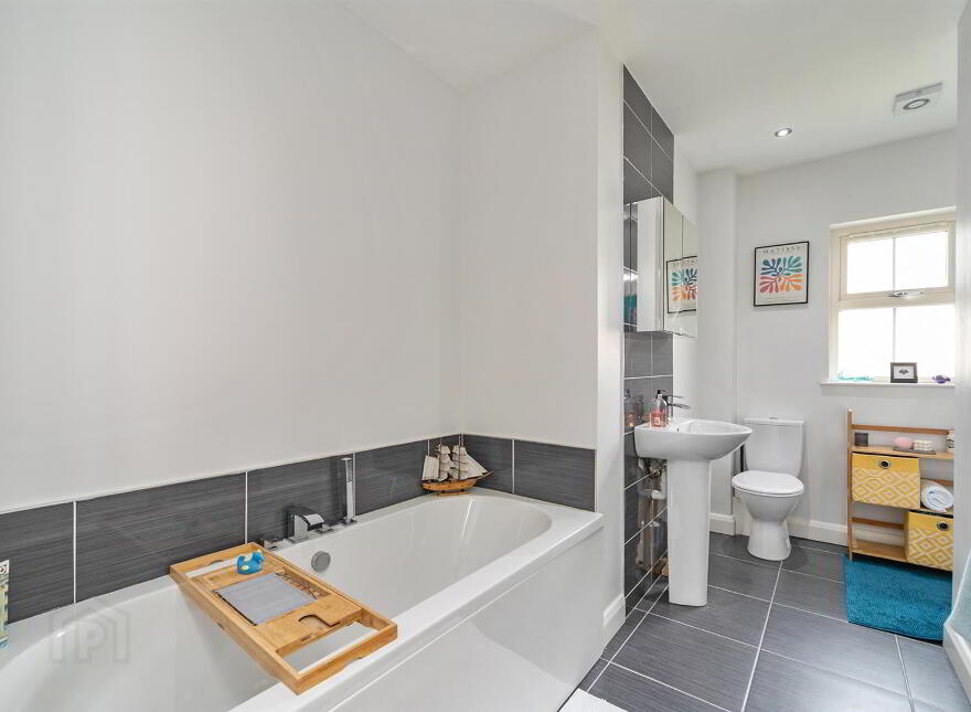 30 Drumlin View, Dromore, BT25 1TS