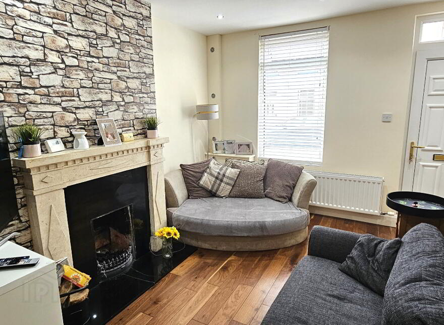 32 Ballyeaston Road, Ballyclare, BT39 9BP