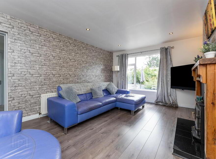 64 Drumaness Road, Ballynahinch, BT24 8LT