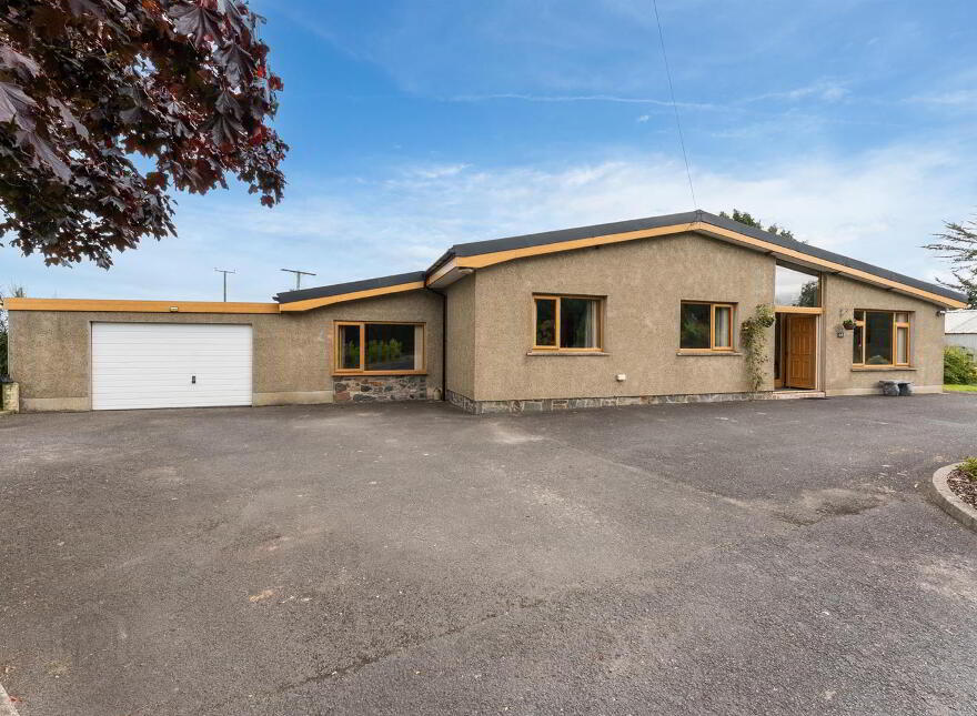 64 Drumaness Road, Ballynahinch, BT24 8LT