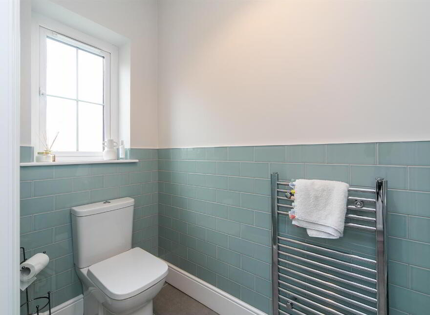 39 Fairfields Manor, Lisburn, BT28 3WA