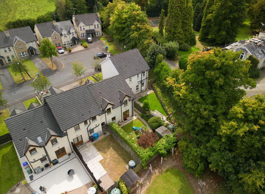 82 Silverhill Manor, Enniskillen, BT74 5JE