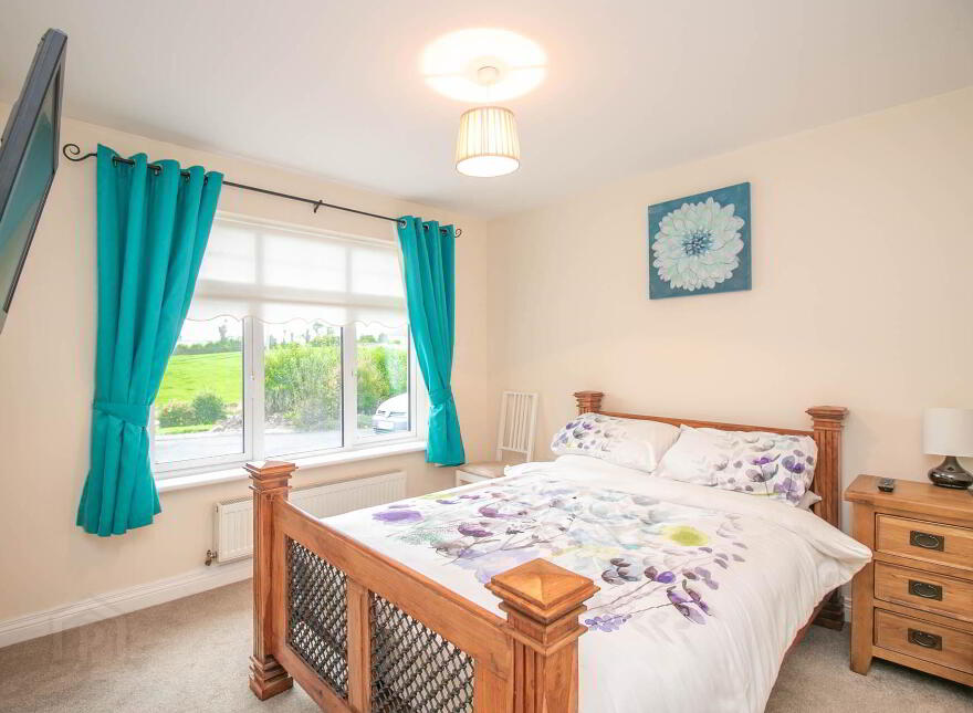 1 Lakeview, Corfeehone, Poles, H12H342