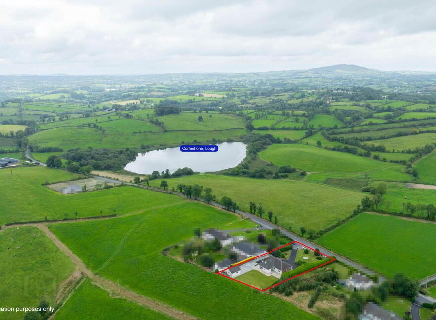 1 Lakeview, Corfeehone, Poles, H12H342