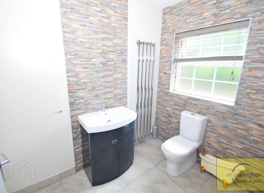 5 Mount Eagles Grove, Belfast, BT17 0GH