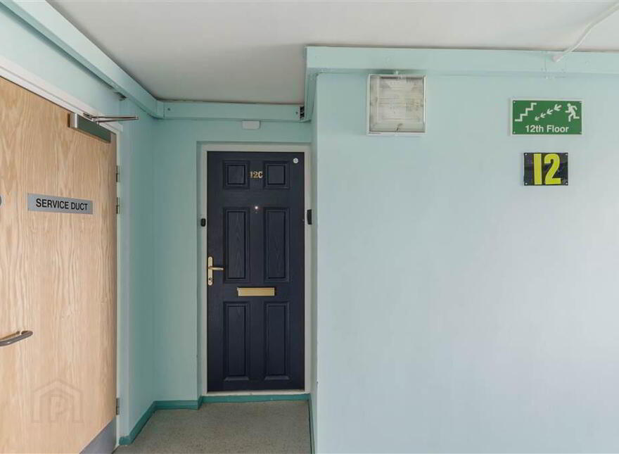 12c Ferndale House, Dunmurry, Belfast, BT17