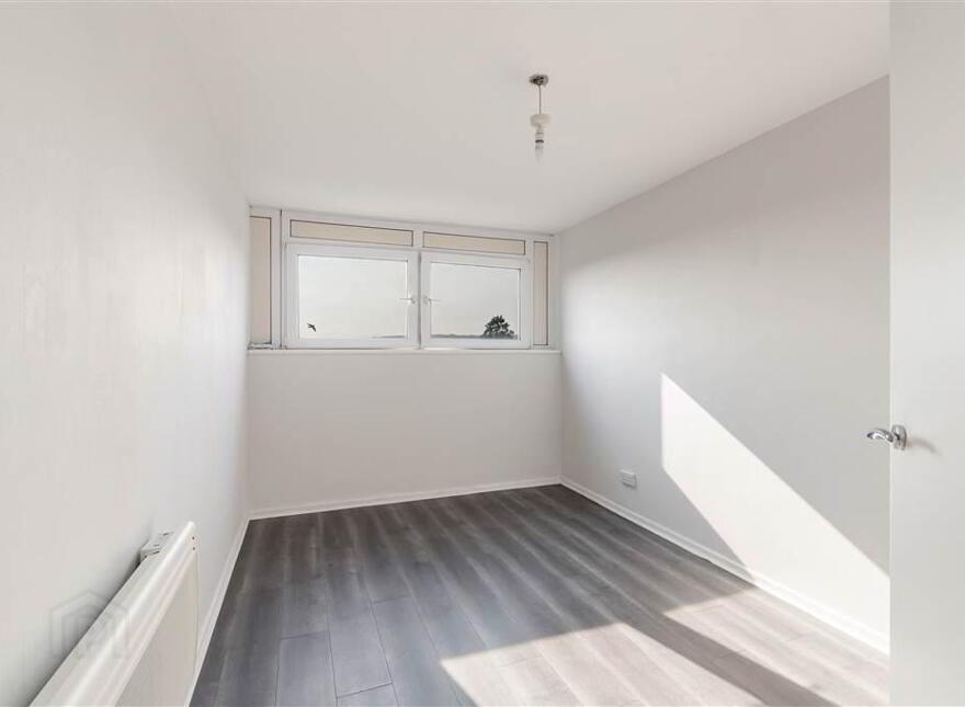 12c Ferndale House, Dunmurry, Belfast, BT17