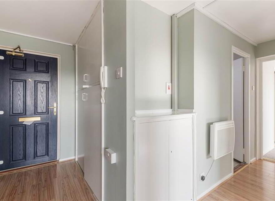 12c Ferndale House, Dunmurry, Belfast, BT17
