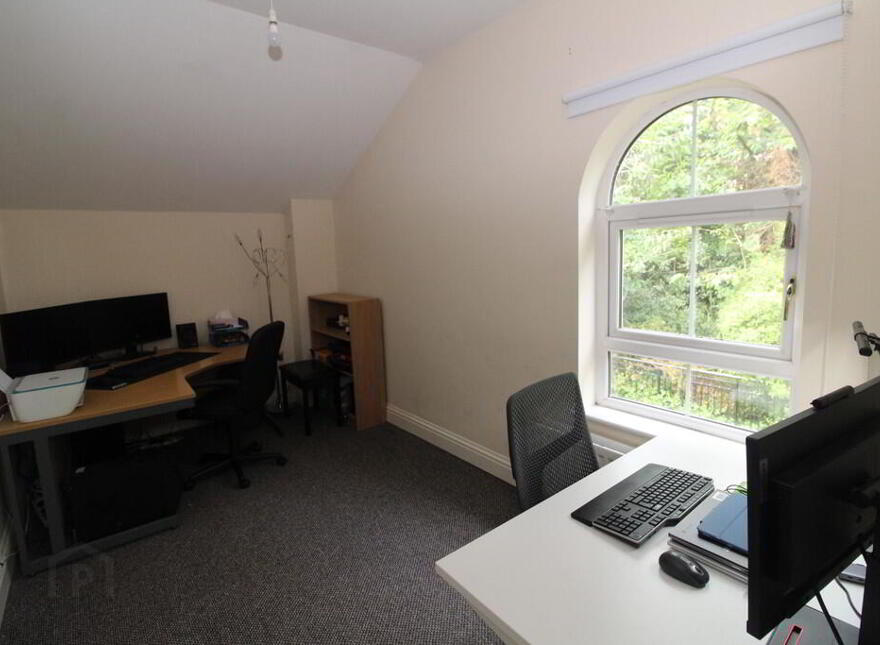 Apt 10, 99 Church Road, Newtownabbey, BT36 6HG