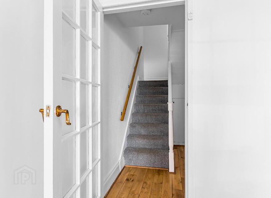 16 Warren Road, Donaghadee, BT21 0DS