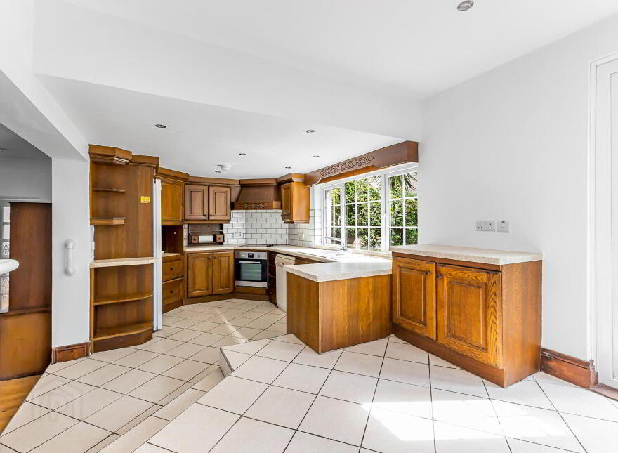 16 Warren Road, Donaghadee, BT21 0DS
