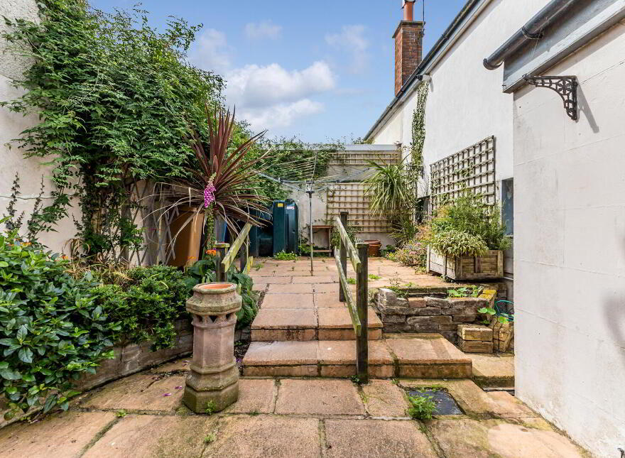 16 Warren Road, Donaghadee, BT21 0DS