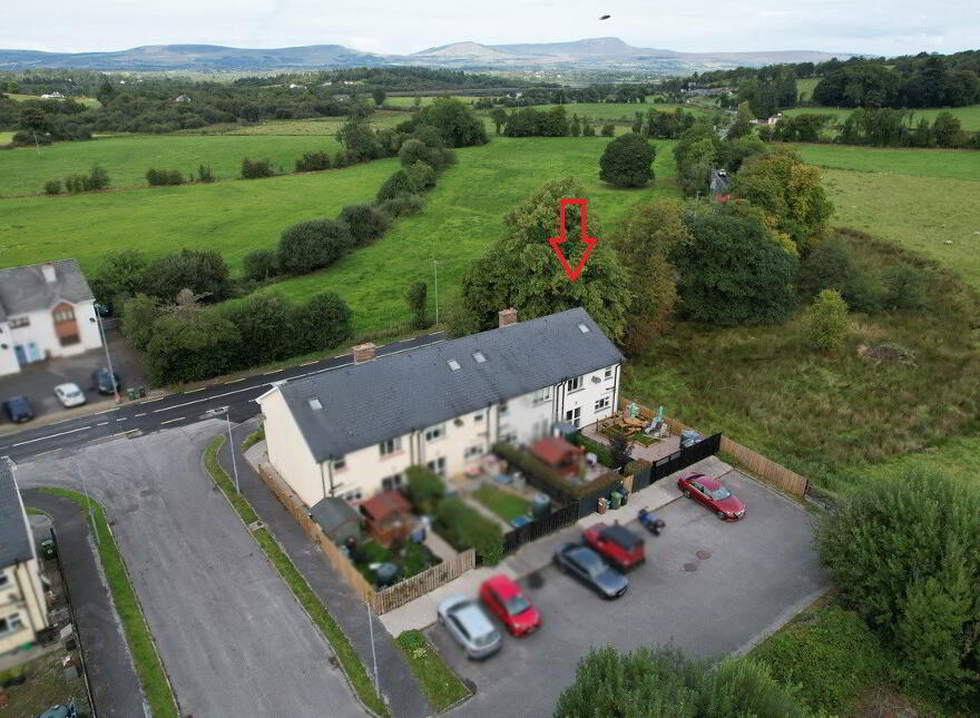 8 The Lawn, Bawnboy, H14TK20