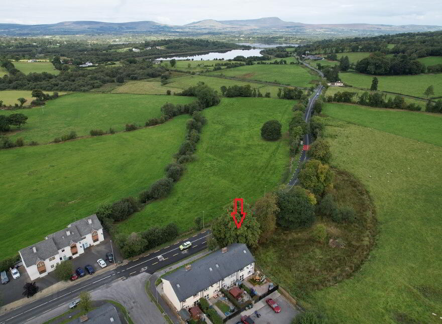8 The Lawn, Bawnboy, H14TK20