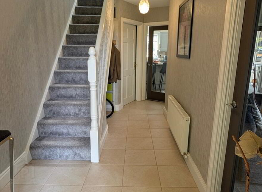 8 The Lawn, Bawnboy, H14TK20