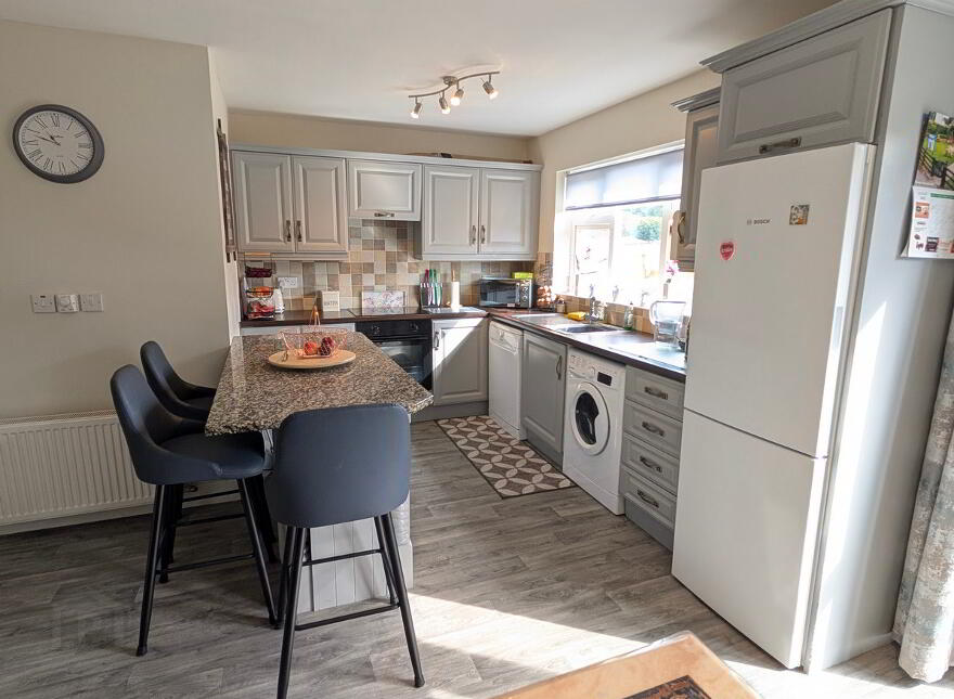 8 The Lawn, Bawnboy, H14TK20