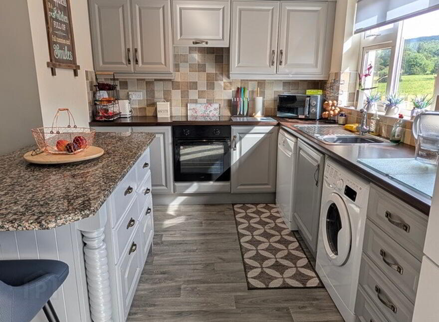 8 The Lawn, Bawnboy, H14TK20