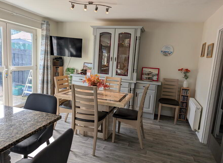 8 The Lawn, Bawnboy, H14TK20