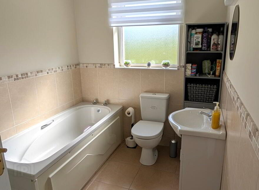 8 The Lawn, Bawnboy, H14TK20