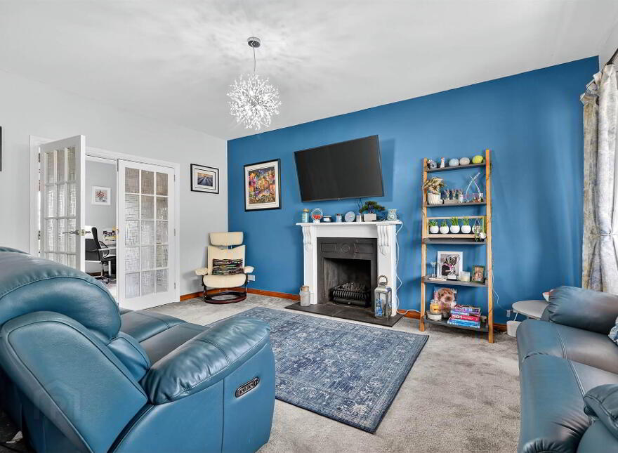 35 Royal Lodge Avenue, Purdysburn Road, Belfast, BT8 7YR