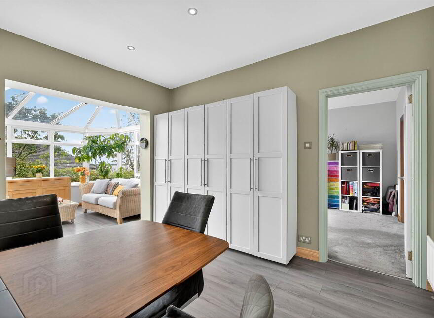 35 Royal Lodge Avenue, Purdysburn Road, Belfast, BT8 7YR