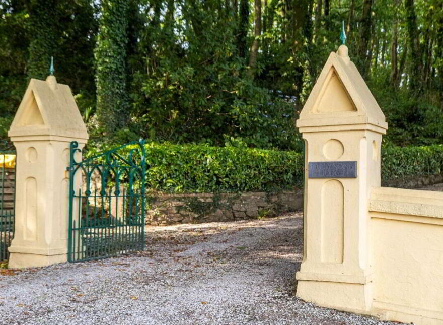 Ballynona Lodge, Ballynona, Midleton