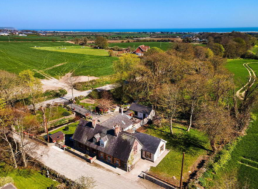 Cherrywood Strand Road, Termonfeckin, A92N763