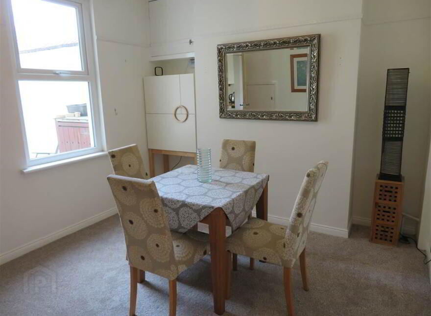 56 Glenburn Road, Dunmurry, Belfast, BT17 9AN