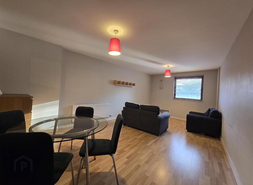 69 Queens Square, Belfast, BT1 3FF
