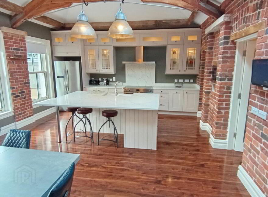 Lawn Cottage, Shannon Lawn, North Circular Road, Lime